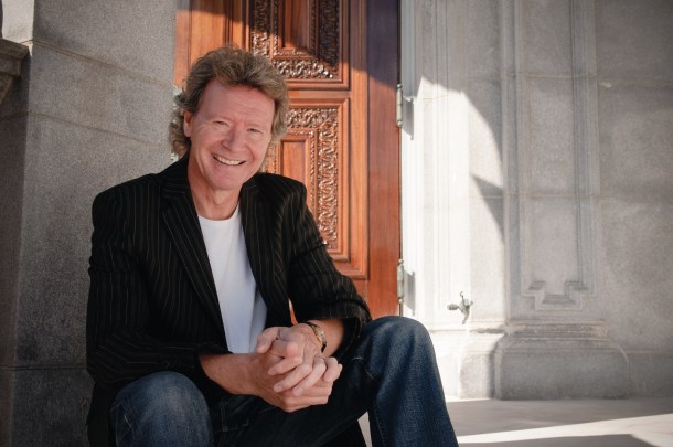 Harry Christophers (photo by Stu Rosner)