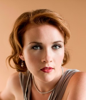 SASHA_COOKE2-photo_credit_Dario_Acosta_-_Cropped
