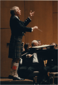 John Currie conducting Scottish Spectacular at Dorothy Chandler Pavilion in 1990 (3) (cropped)