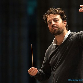 Avoiding “conductor porn”:  Gaffigan shakes things up with the LA&nbsp;Phil