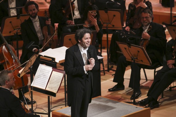 dudamel-with-mic-mathew-imaging